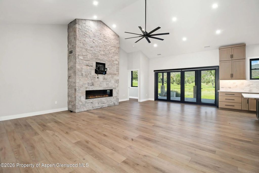 7 of 33 - 1817 River Bend Way, Glenwood Springs, CO