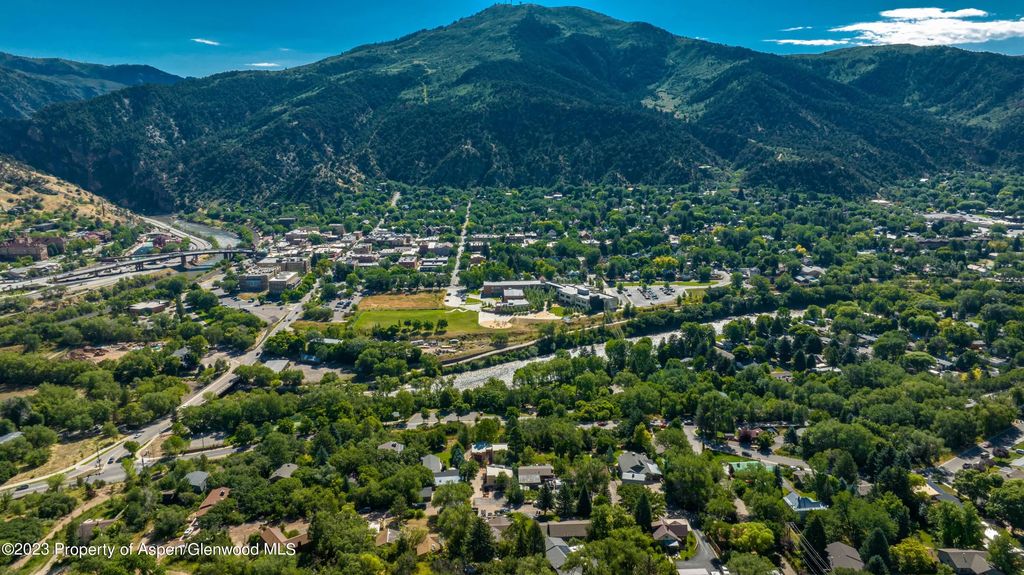 47 of 50 - 908 Red Mountain Drive, Glenwood Springs, CO