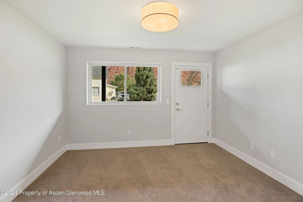 9 of 27 - 1721 Ripple Lane, Glenwood Springs, CO
