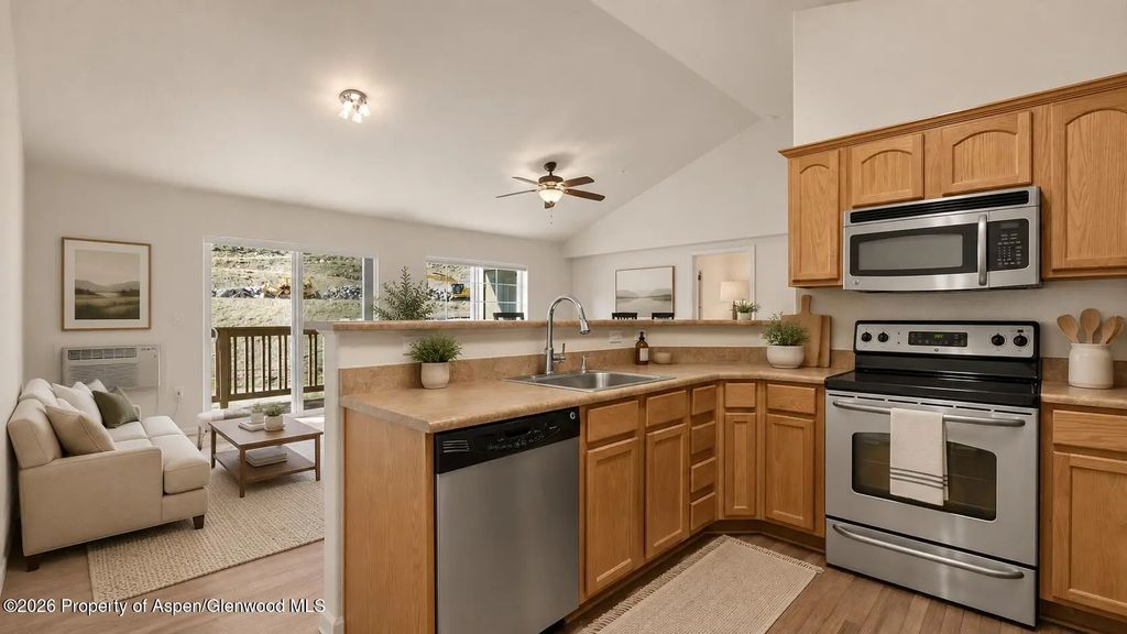 12 of 32 - 488 River View Drive 407, New Castle, CO