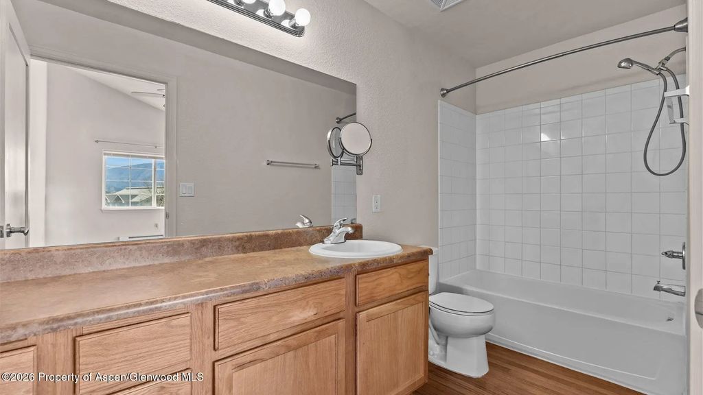 18 of 32 - 488 River View Drive 407, New Castle, CO