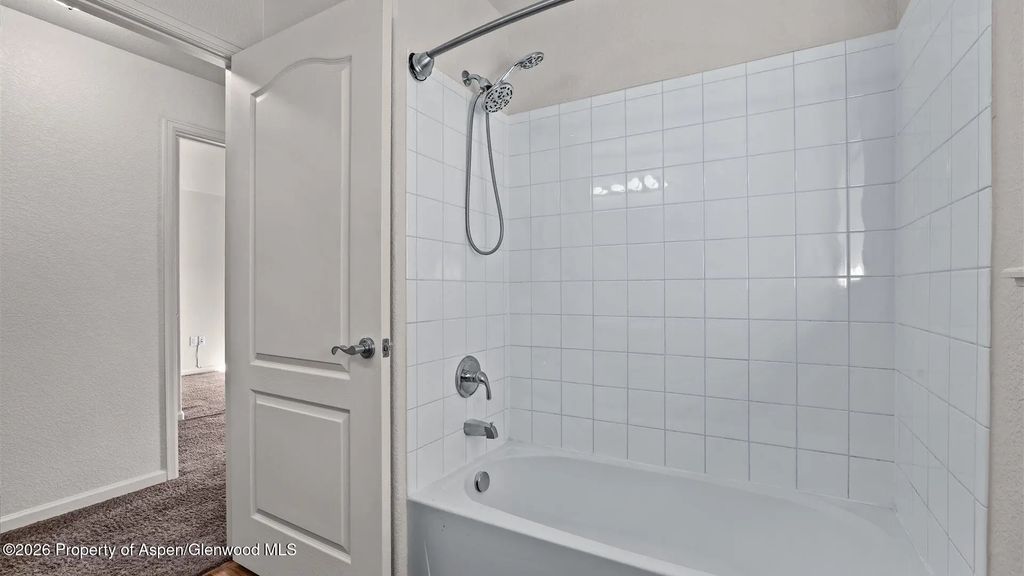 24 of 32 - 488 River View Drive 407, New Castle, CO