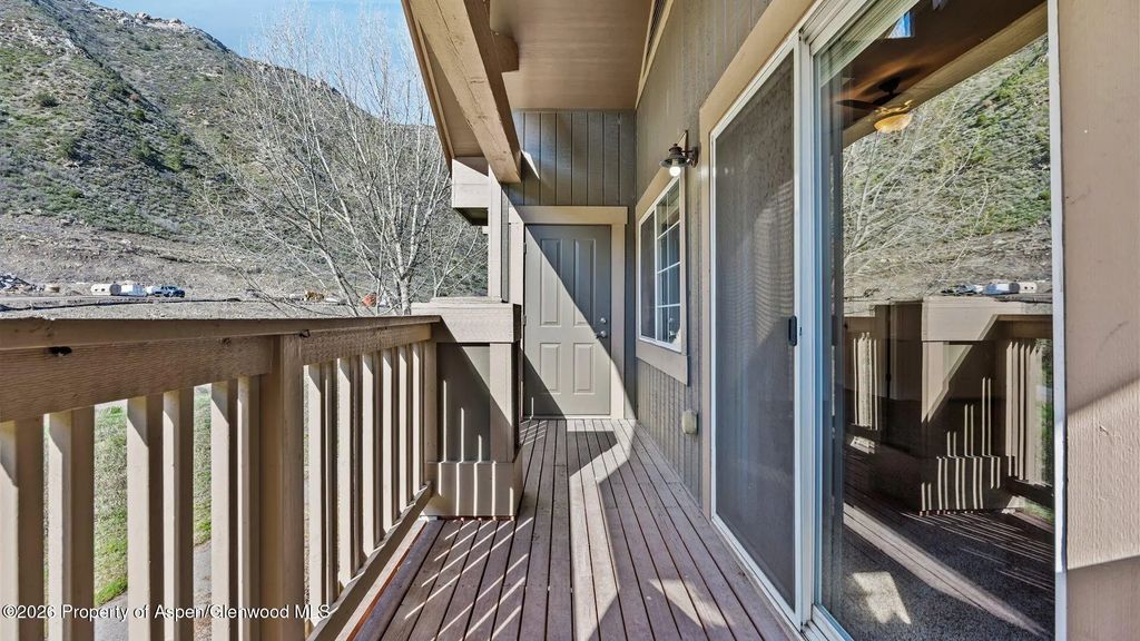 26 of 32 - 488 River View Drive 407, New Castle, CO