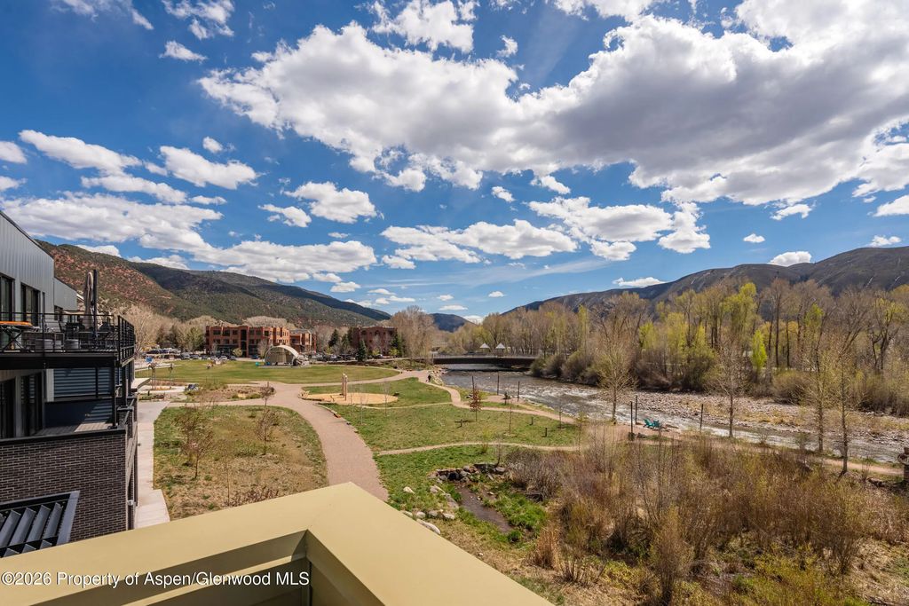 20 of 40 - 22856 Two Rivers Road, Basalt, CO