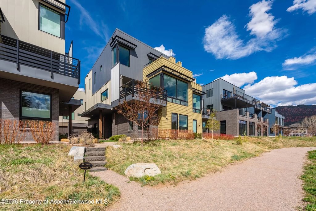 36 of 40 - 22856 Two Rivers Road, Basalt, CO