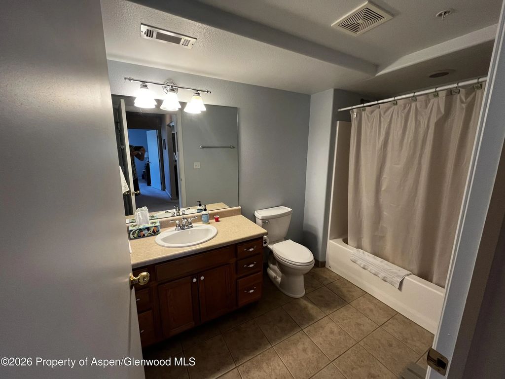 11 of 17 - 790 Castle Valley Boulevard C, New Castle, CO