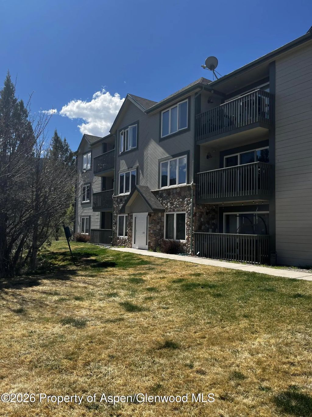 4 of 17 - 790 Castle Valley Boulevard C, New Castle, CO