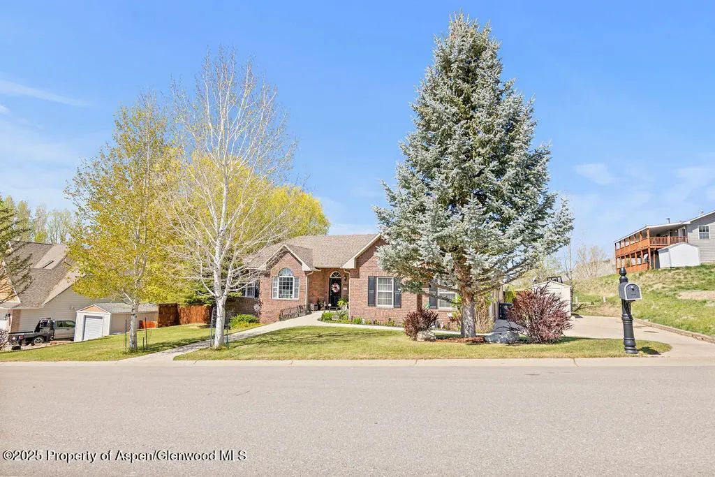 46 of 49 - 1060 Alta Vista Drive, Craig, CO