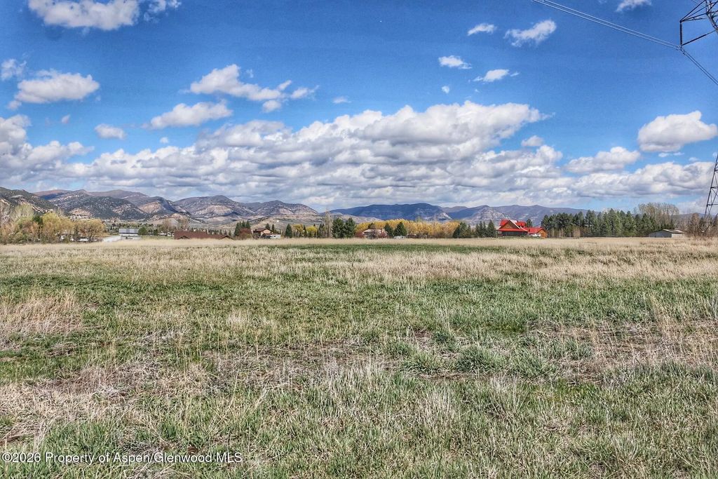5 of 11 - 1030 White River Road, Meeker, CO