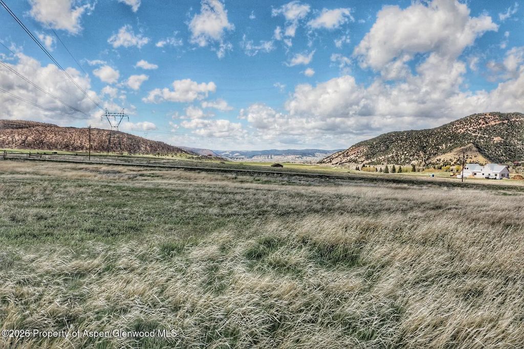 7 of 11 - 1030 White River Road, Meeker, CO