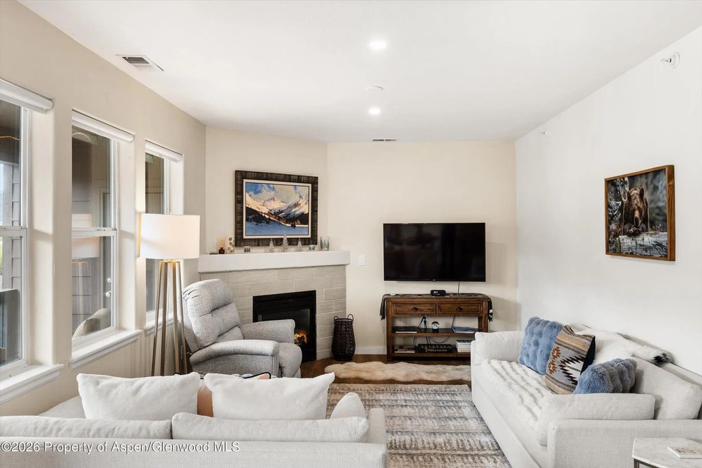 9 of 20 - 2701 Midland Avenue #425, Glenwood Springs, CO