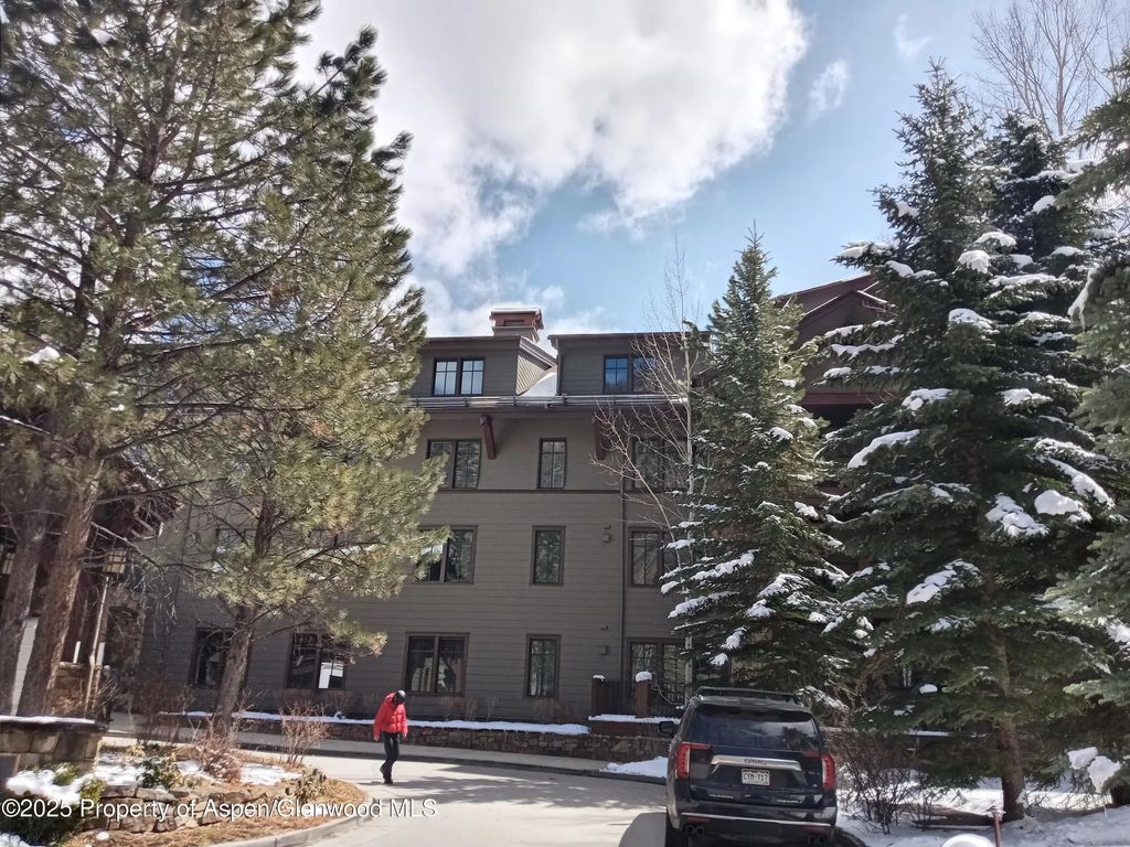35 of 41 - 0075 Prospector Road Unit 8204 Winter Interest #5, Aspen, CO
