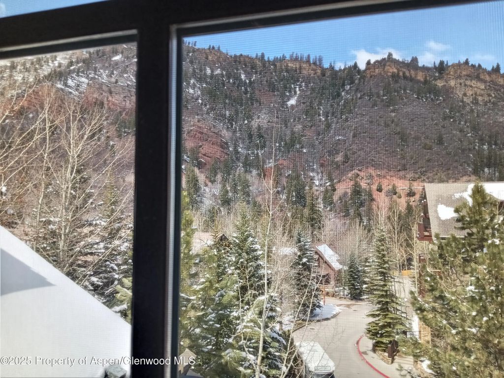 37 of 41 - 0075 Prospector Road Unit 8204 Winter Interest #5, Aspen, CO