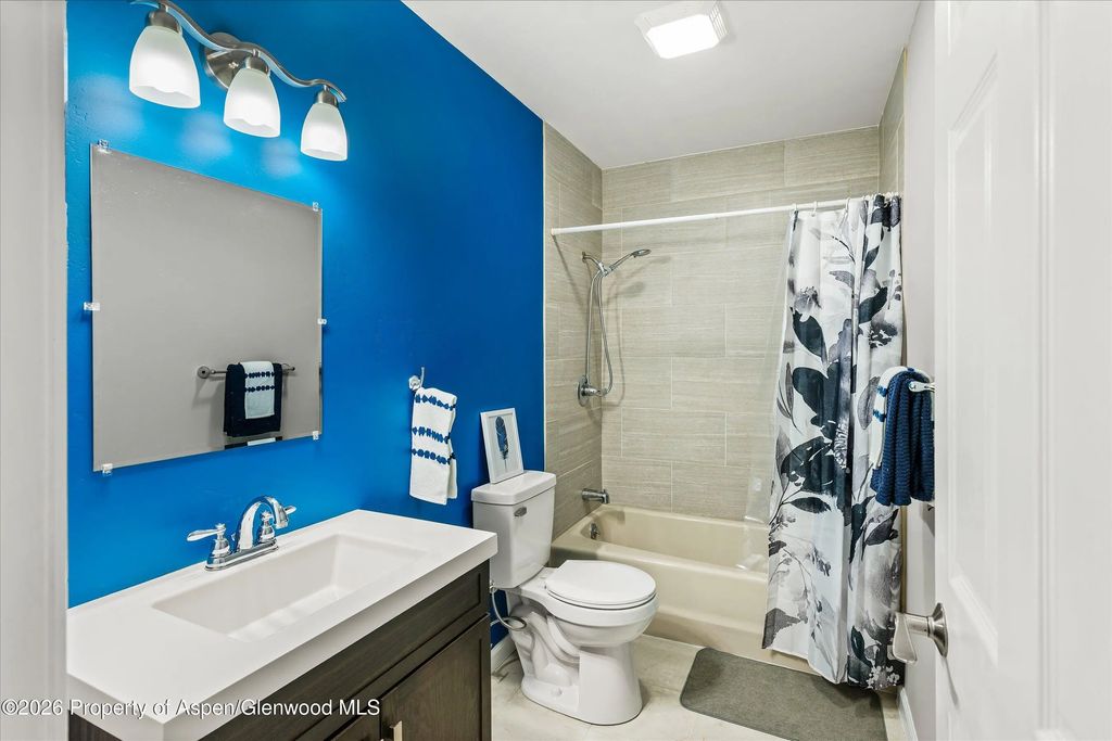 10 of 14 - 1329 Pitkin Avenue 21, Glenwood Springs, CO