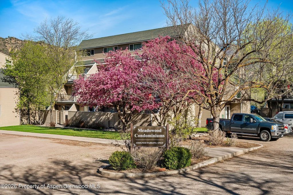 4 of 14 - 1329 Pitkin Avenue 21, Glenwood Springs, CO