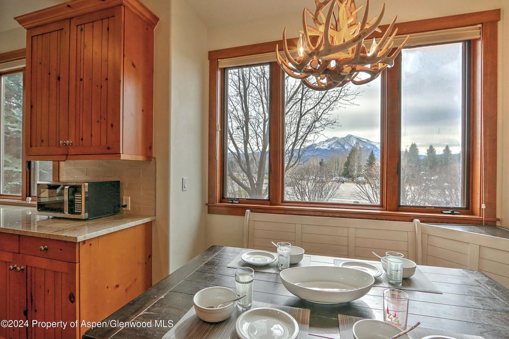 11 of 64 - 408 Settlement Lane, Carbondale, CO