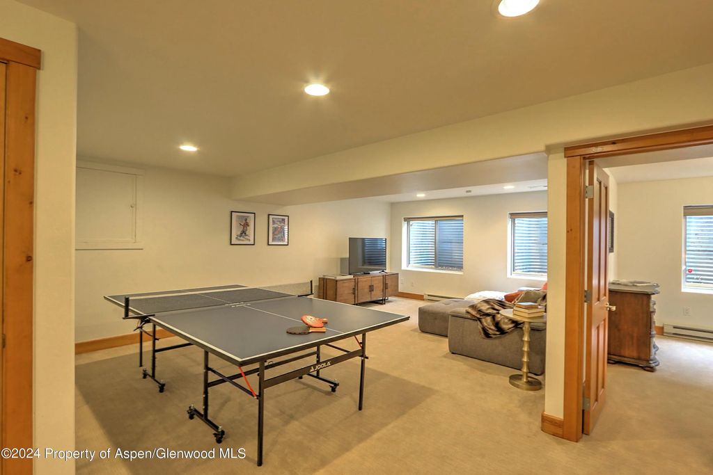 28 of 64 - 408 Settlement Lane, Carbondale, CO
