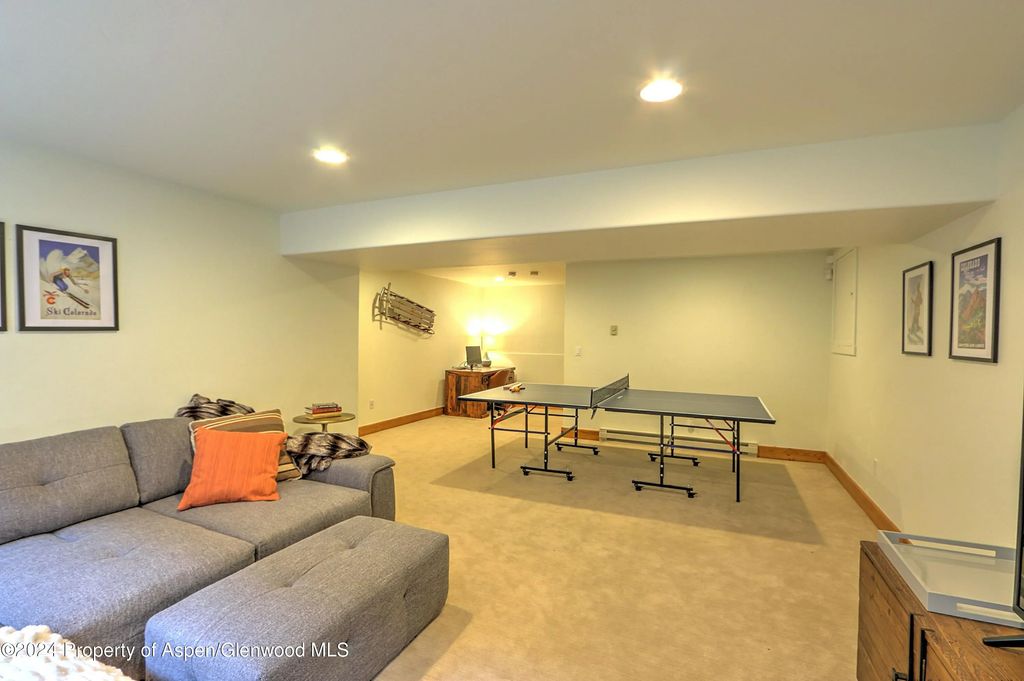 30 of 64 - 408 Settlement Lane, Carbondale, CO