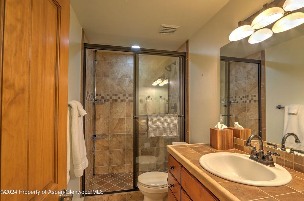 32 of 64 - 408 Settlement Lane, Carbondale, CO