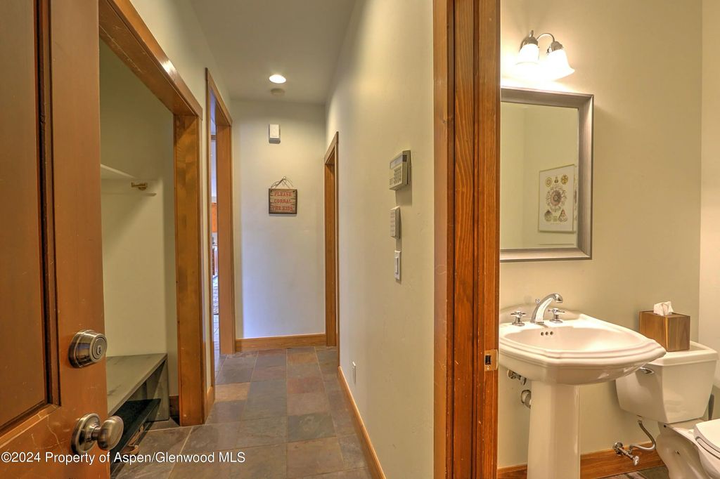55 of 64 - 408 Settlement Lane, Carbondale, CO