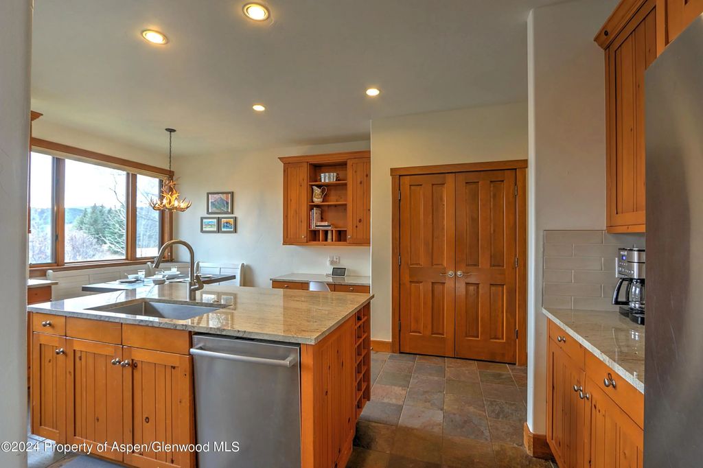8 of 64 - 408 Settlement Lane, Carbondale, CO