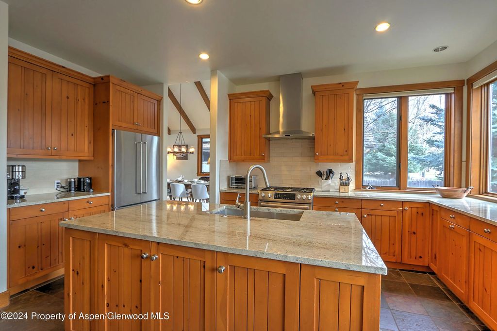 9 of 64 - 408 Settlement Lane, Carbondale, CO