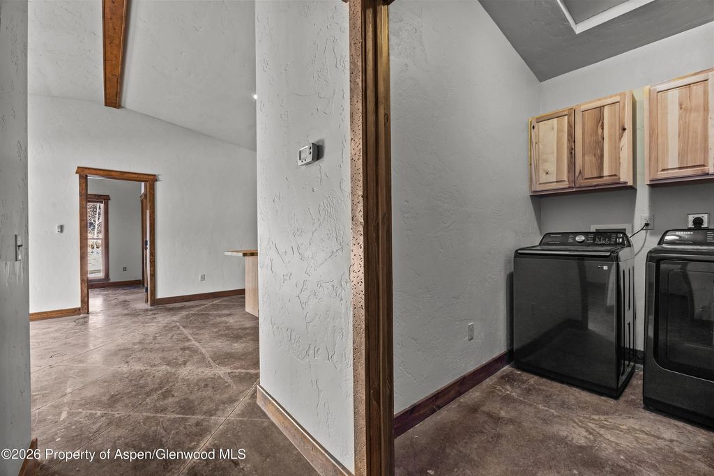 23 of 42 - 22675 Co-141, Whitewater, CO