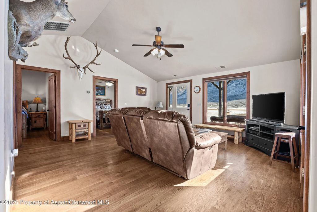 9 of 42 - 22675 Co-141, Whitewater, CO