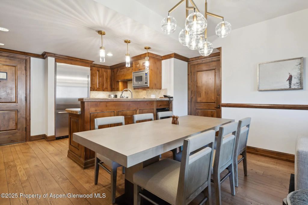 11 of 34 - 415 E Dean St, Unit 48, Week 8, Aspen, CO