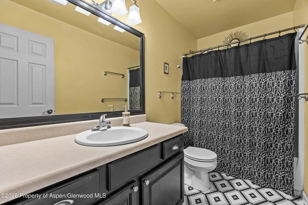 11 of 25 - 870 Hickory Drive, Rifle, CO