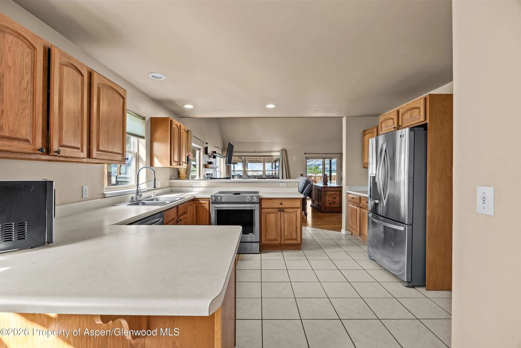 4 of 25 - 870 Hickory Drive, Rifle, CO