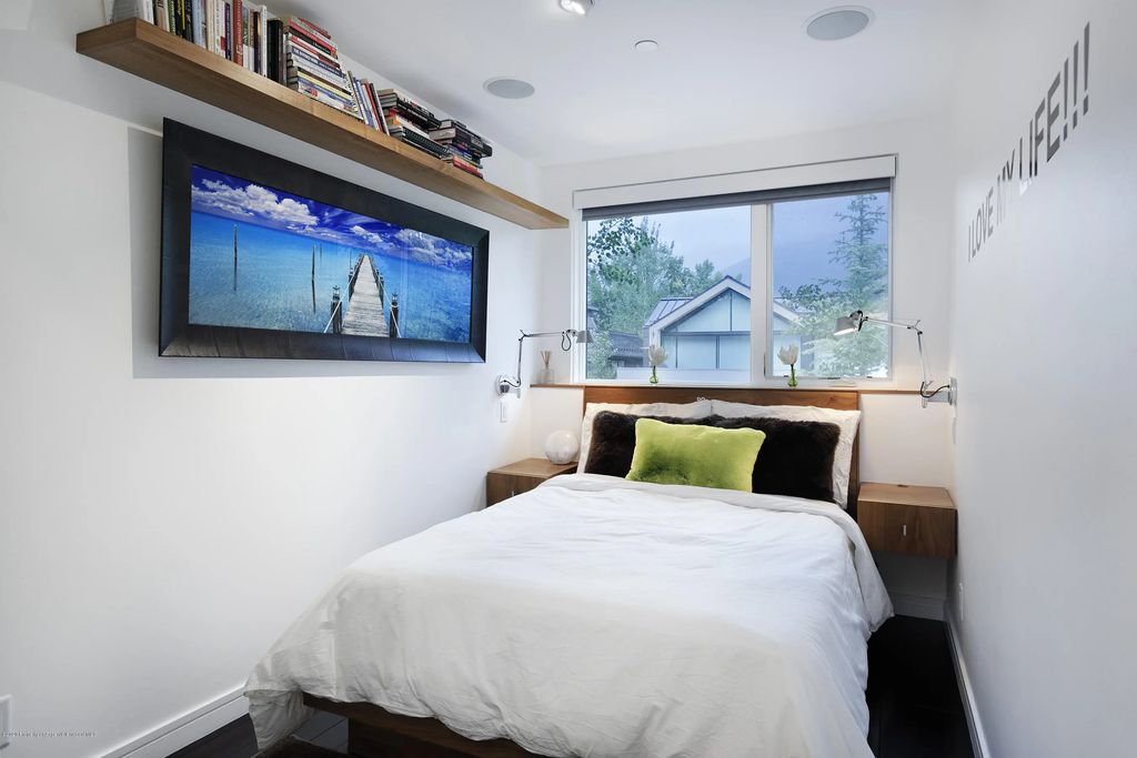 7 of 12 - 100 E Cooper Avenue 12, Aspen, CO