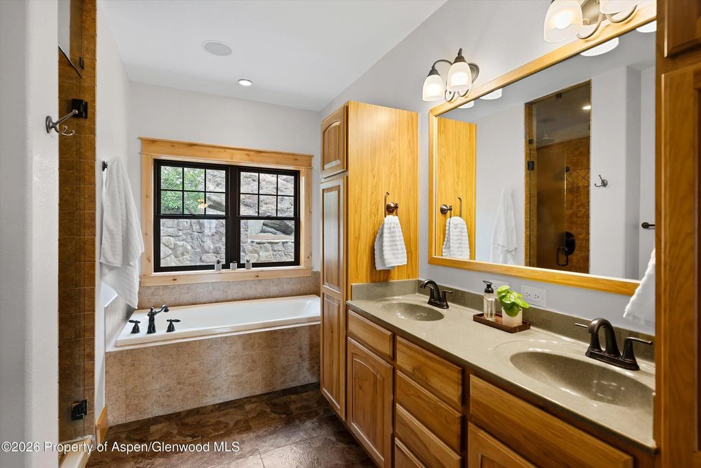 17 of 50 - 450 Summer Falls Road, Silt, CO