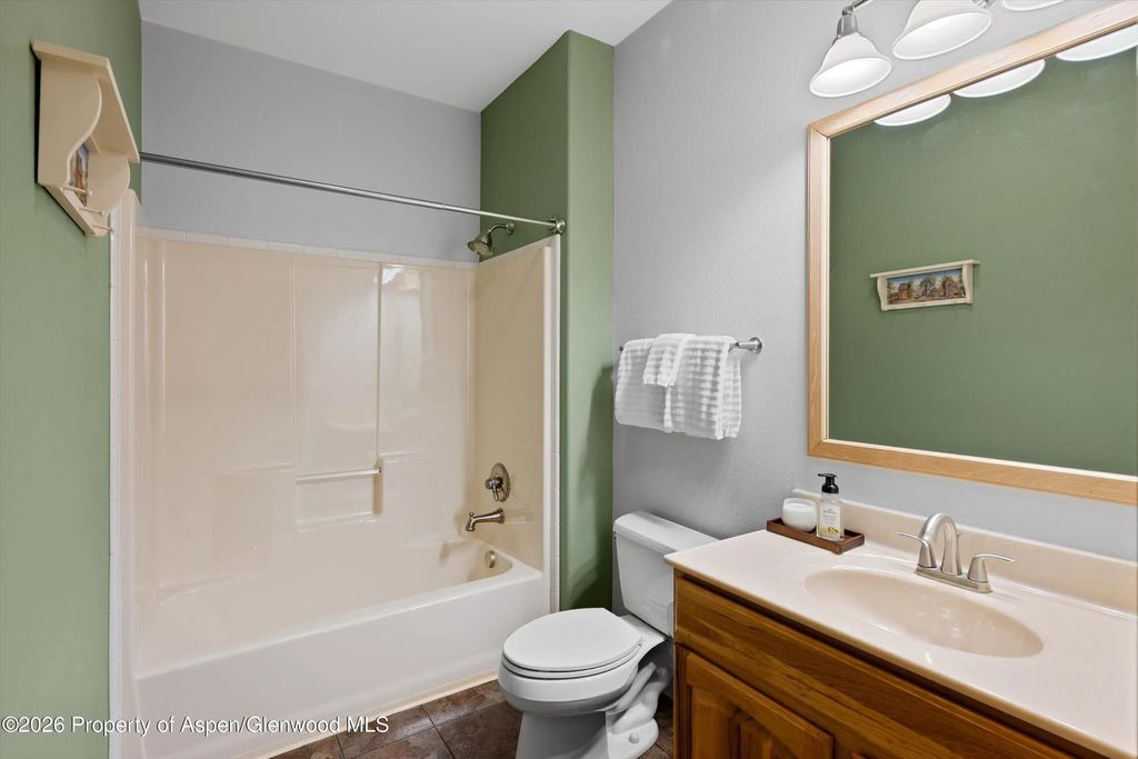 20 of 50 - 450 Summer Falls Road, Silt, CO