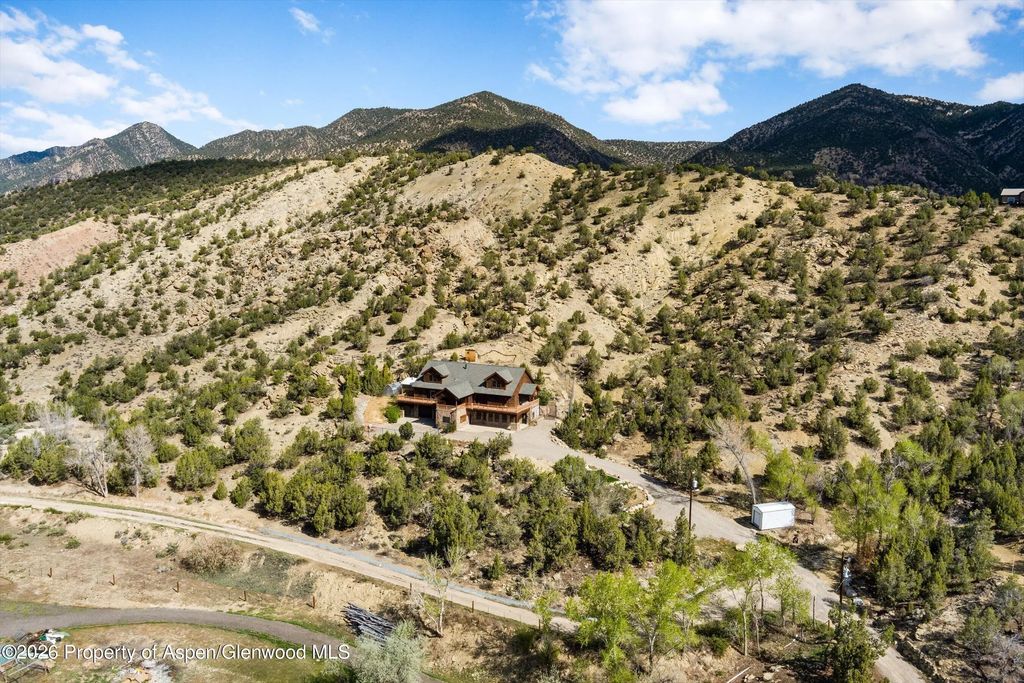 43 of 50 - 450 Summer Falls Road, Silt, CO