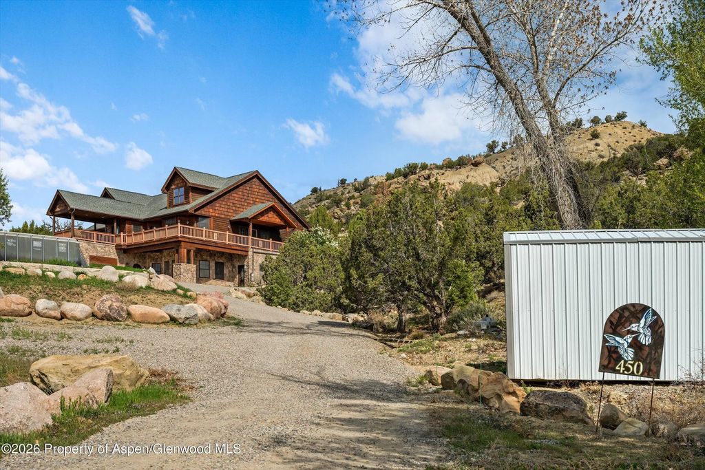 48 of 50 - 450 Summer Falls Road, Silt, CO