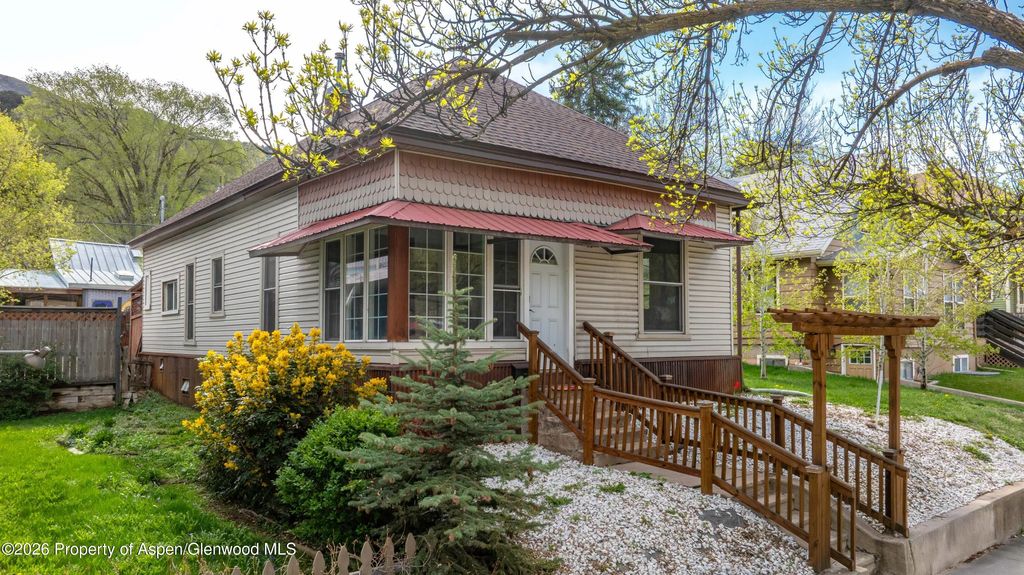 1022 Grand Avenue, Glenwood Springs
