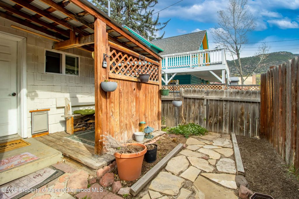 5 of 18 - 1022 Grand Avenue, Glenwood Springs, CO