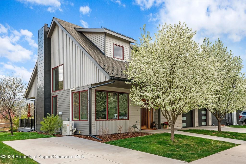 29 of 49 - 350 Sopris Circle, Basalt, CO