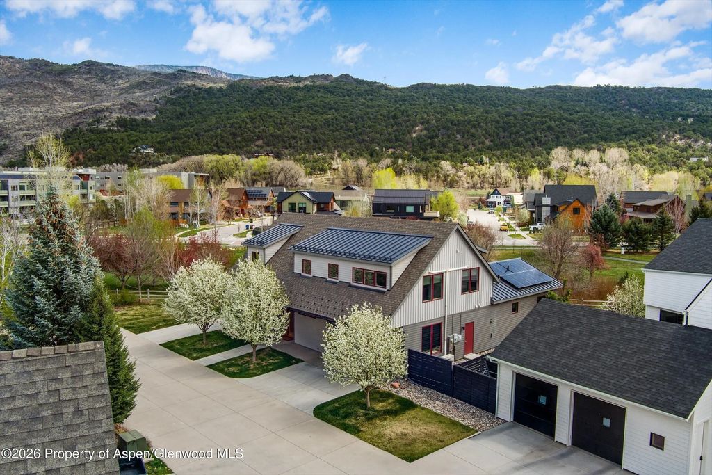 32 of 49 - 350 Sopris Circle, Basalt, CO