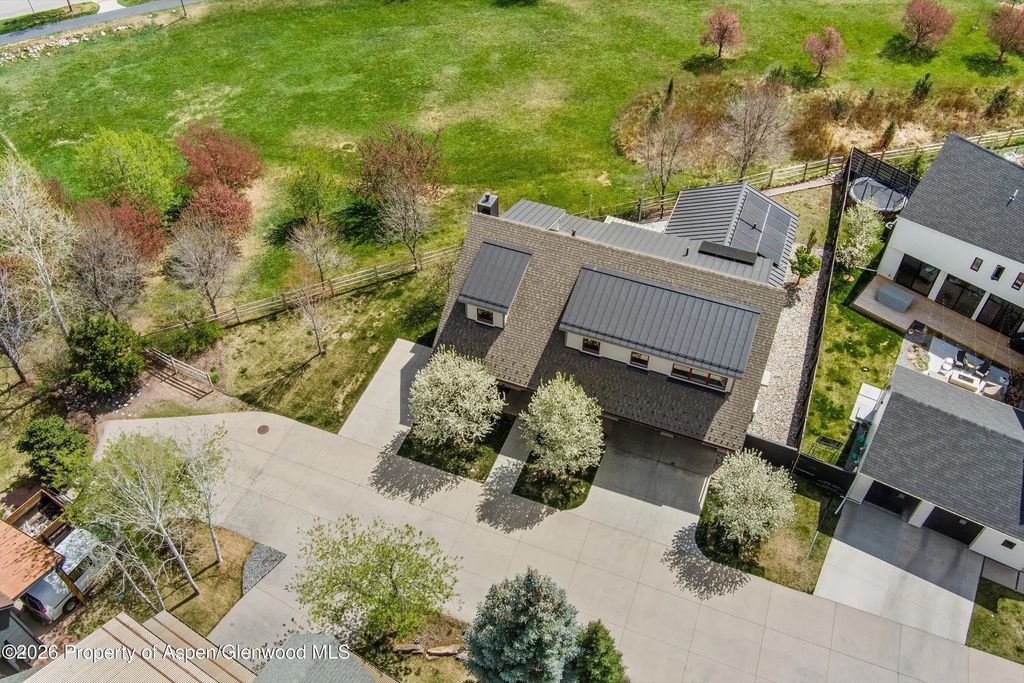 36 of 49 - 350 Sopris Circle, Basalt, CO