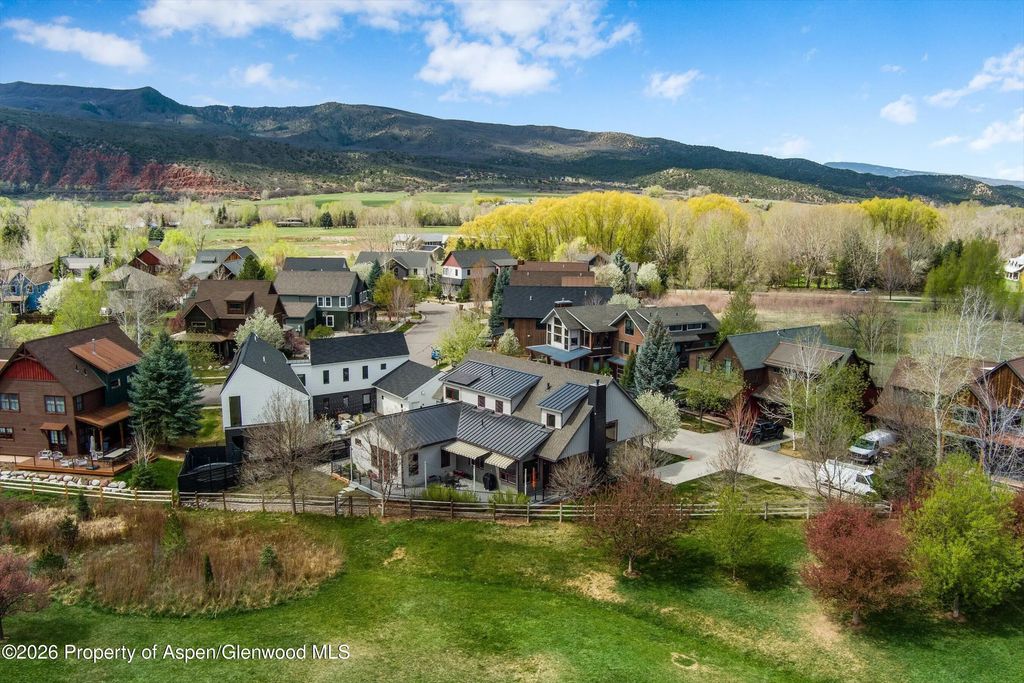 38 of 49 - 350 Sopris Circle, Basalt, CO