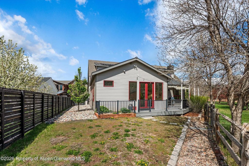44 of 49 - 350 Sopris Circle, Basalt, CO