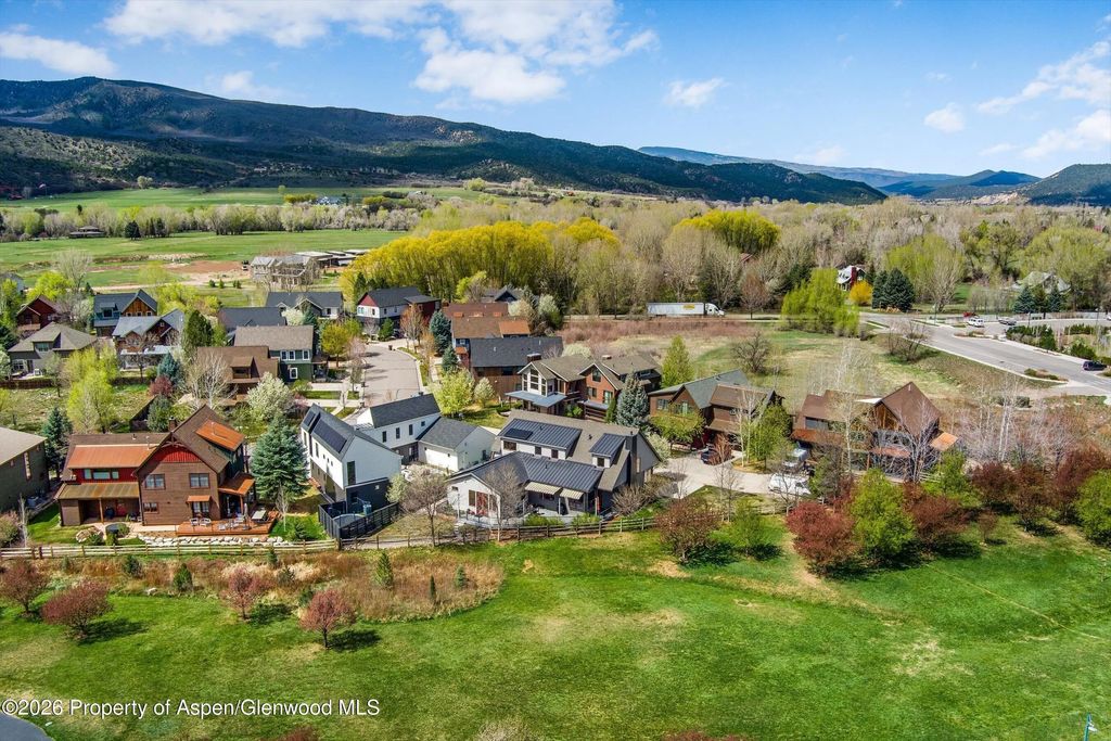 47 of 49 - 350 Sopris Circle, Basalt, CO