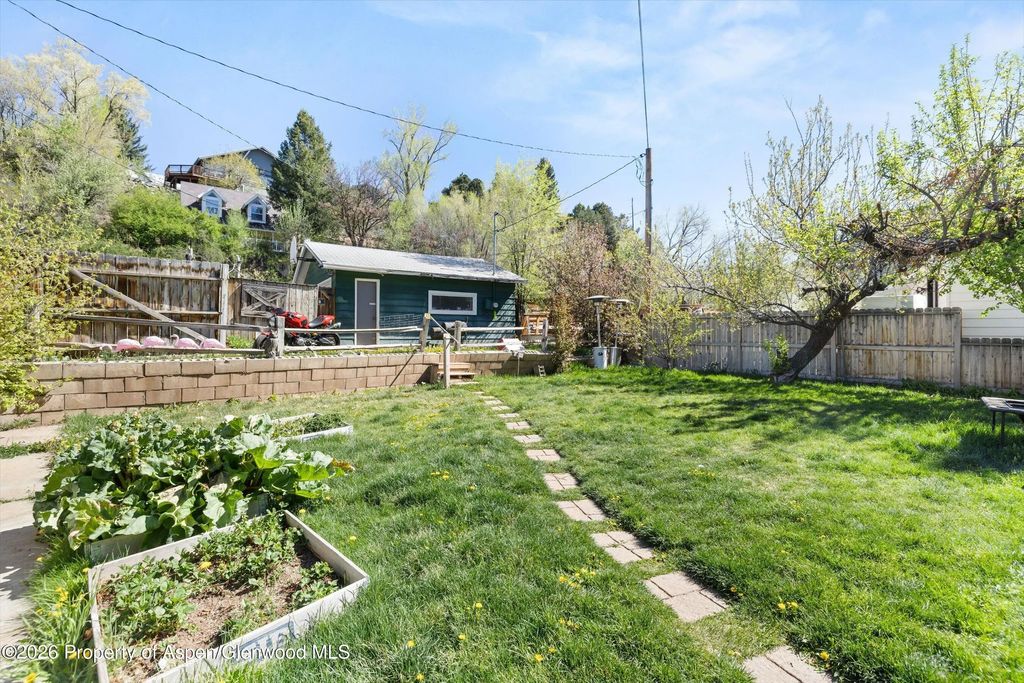 5 of 10 - 262 Midland Avenue, Basalt, CO