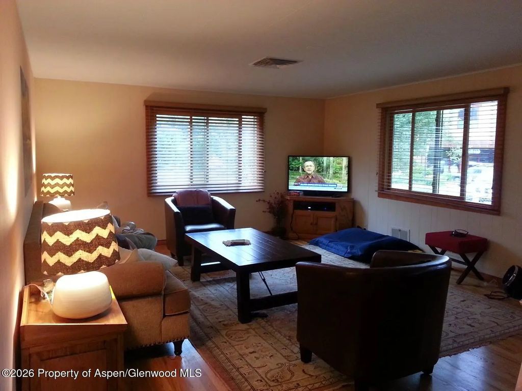 8 of 10 - 262 Midland Avenue, Basalt, CO