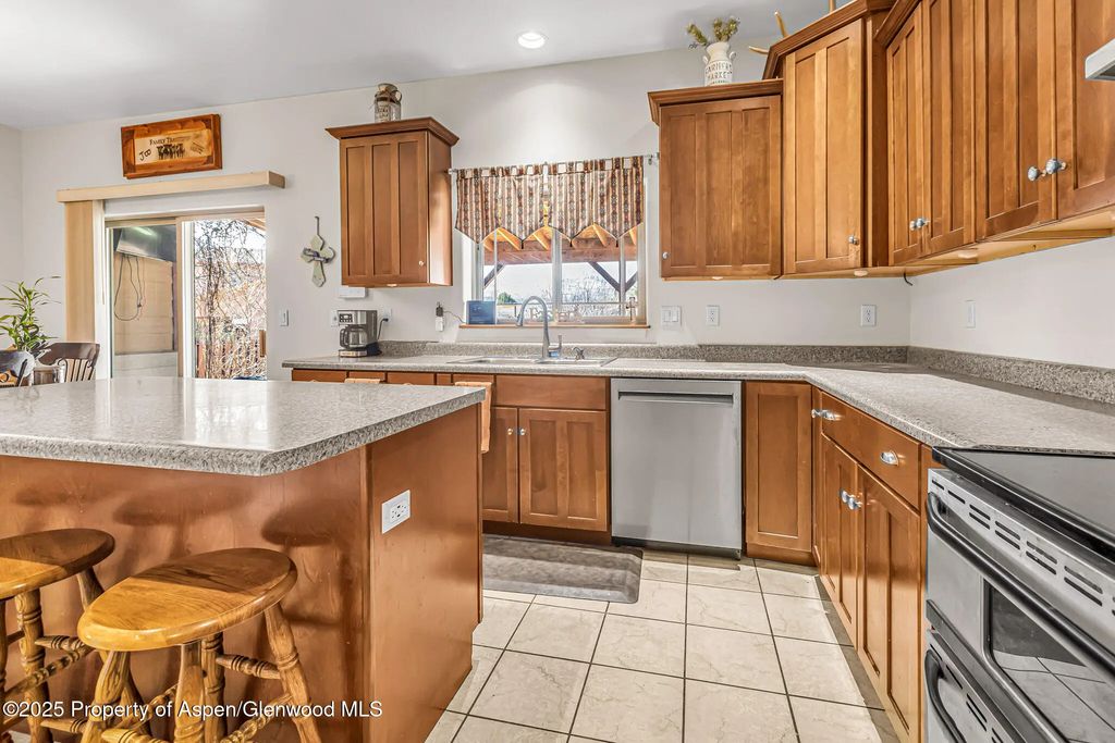 11 of 38 - 1357 W Spruce Court, Rifle, CO