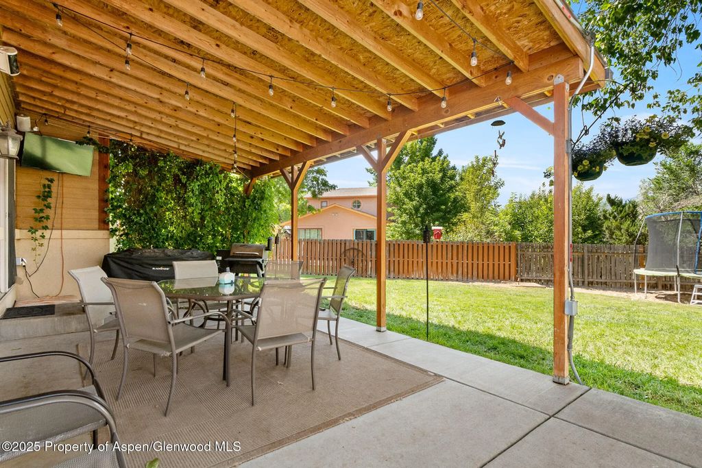 29 of 38 - 1357 W Spruce Court, Rifle, CO