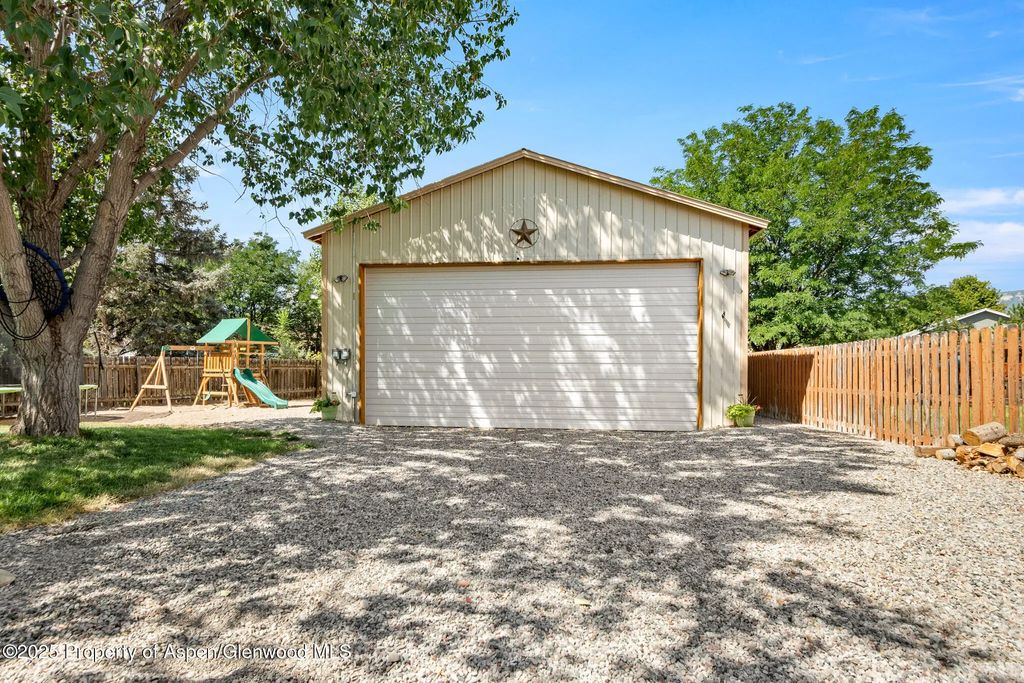 31 of 38 - 1357 W Spruce Court, Rifle, CO