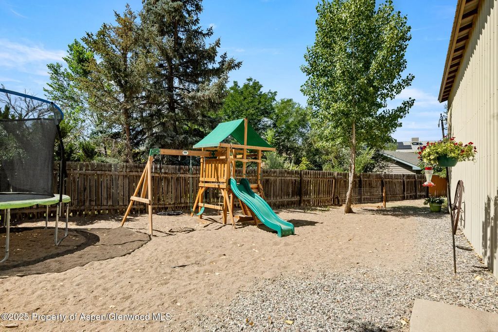 37 of 38 - 1357 W Spruce Court, Rifle, CO
